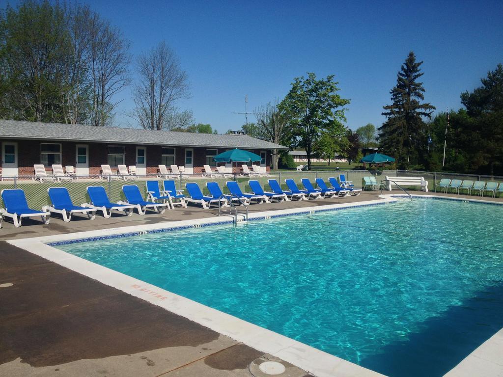 Lukans Farm Resort Hawley Екстериор снимка