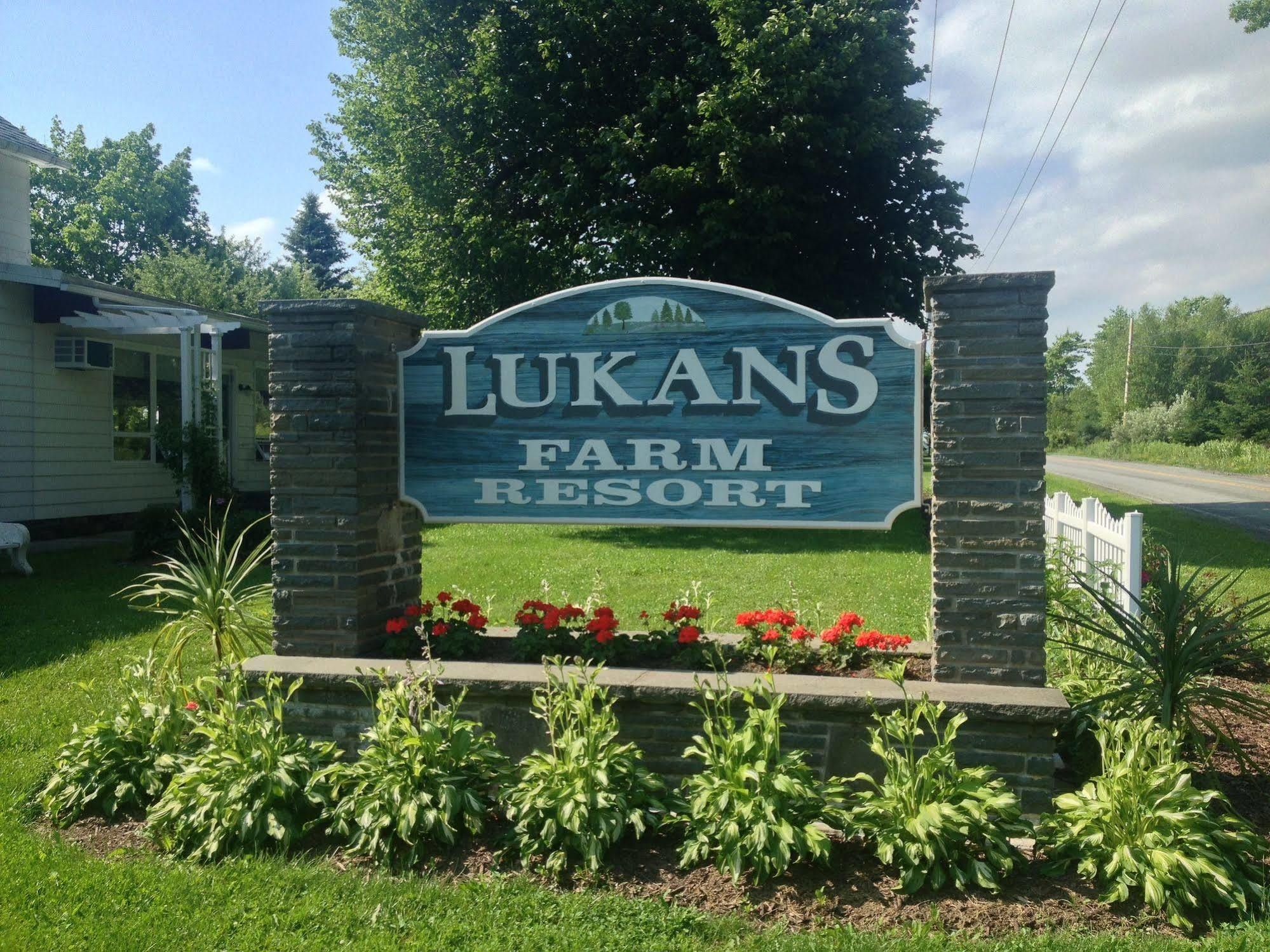 Lukans Farm Resort Hawley Екстериор снимка